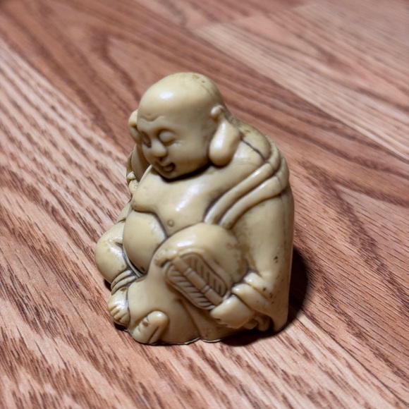 Resin Buddha Resting Head Figurine. Approximately 2” Tall. Great Condition - Picture 3 of 6